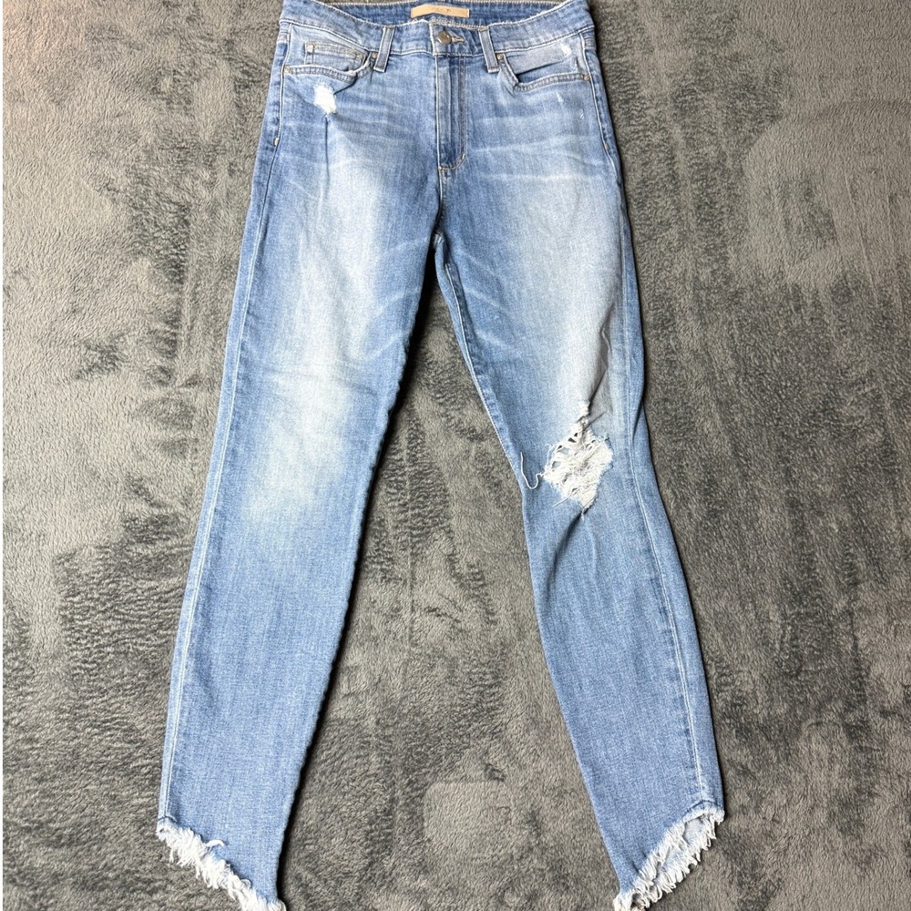 Joe's Jeans Distressed Frayed Hem Denim Light Wash‎ Ripped